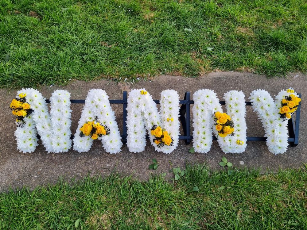 Click to expand Bespoke 10 £50 per letter