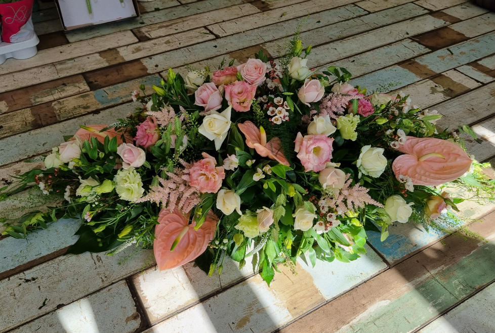 Click to expand Casket Sprays 2a 3ft