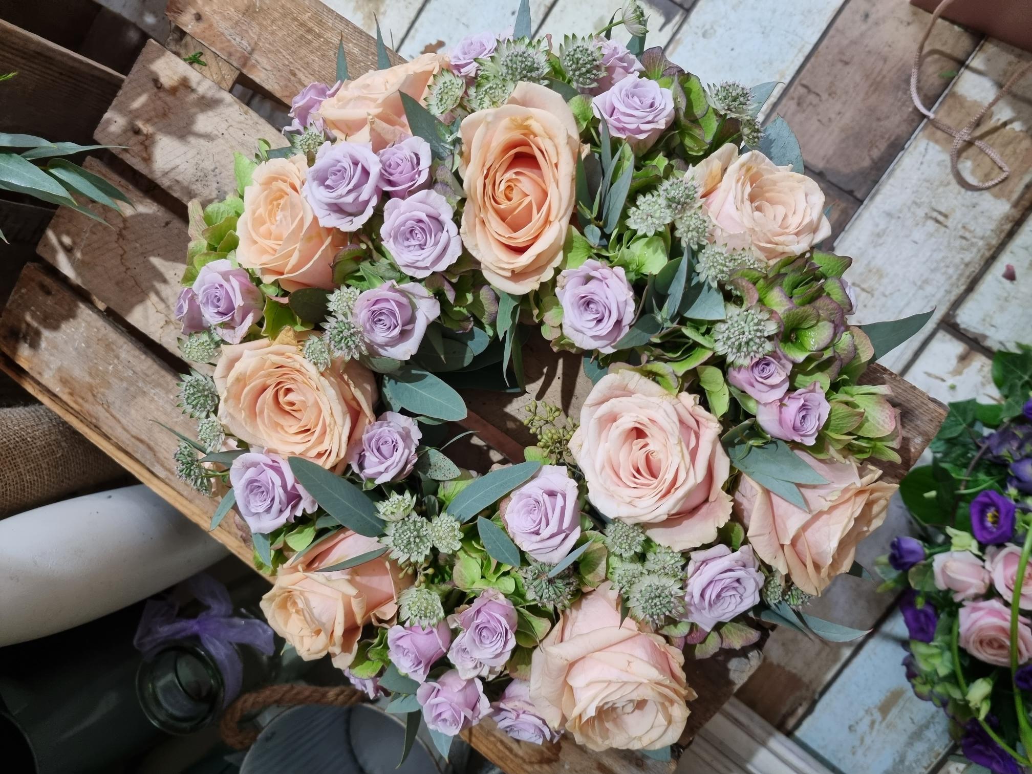 Click to expand Wreaths 11a 12 inch frame